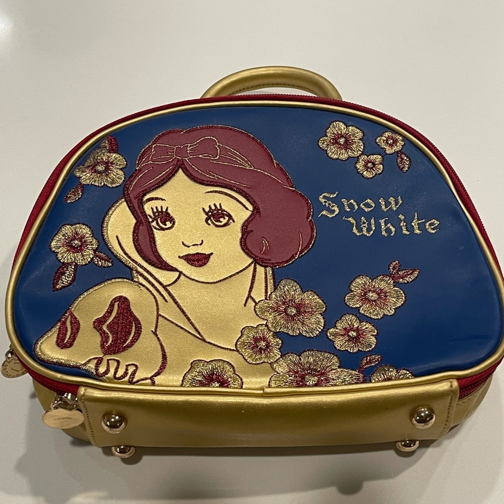 Besame Snow White Cosmetics Makeup Case